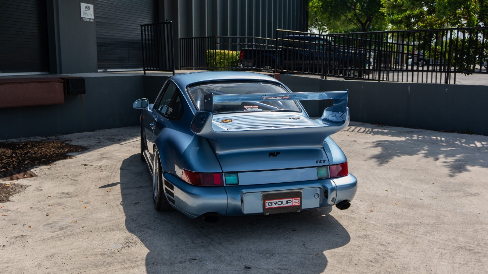 Porsche-911-1991-Coupe-13