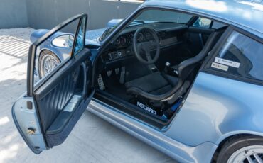 Porsche-911-1991-Coupe-23