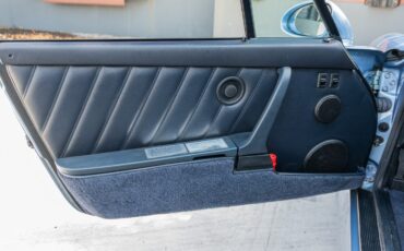 Porsche-911-1991-Coupe-24