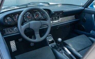Porsche-911-1991-Coupe-28
