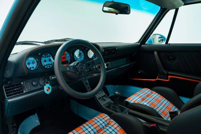 Porsche-911-1992-Convertible-1