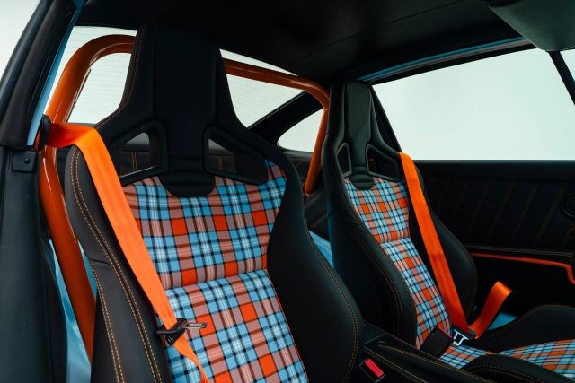 Porsche-911-1992-Convertible-19