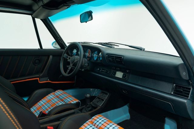 Porsche-911-1992-Convertible-21