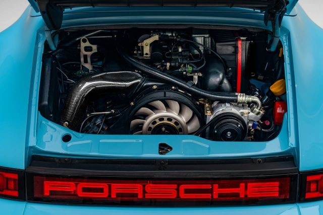 Porsche-911-1992-Convertible-34