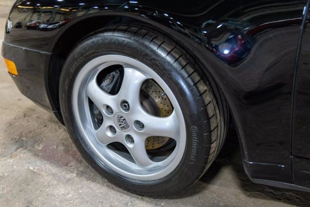 Porsche-911-1995-Convertible-13