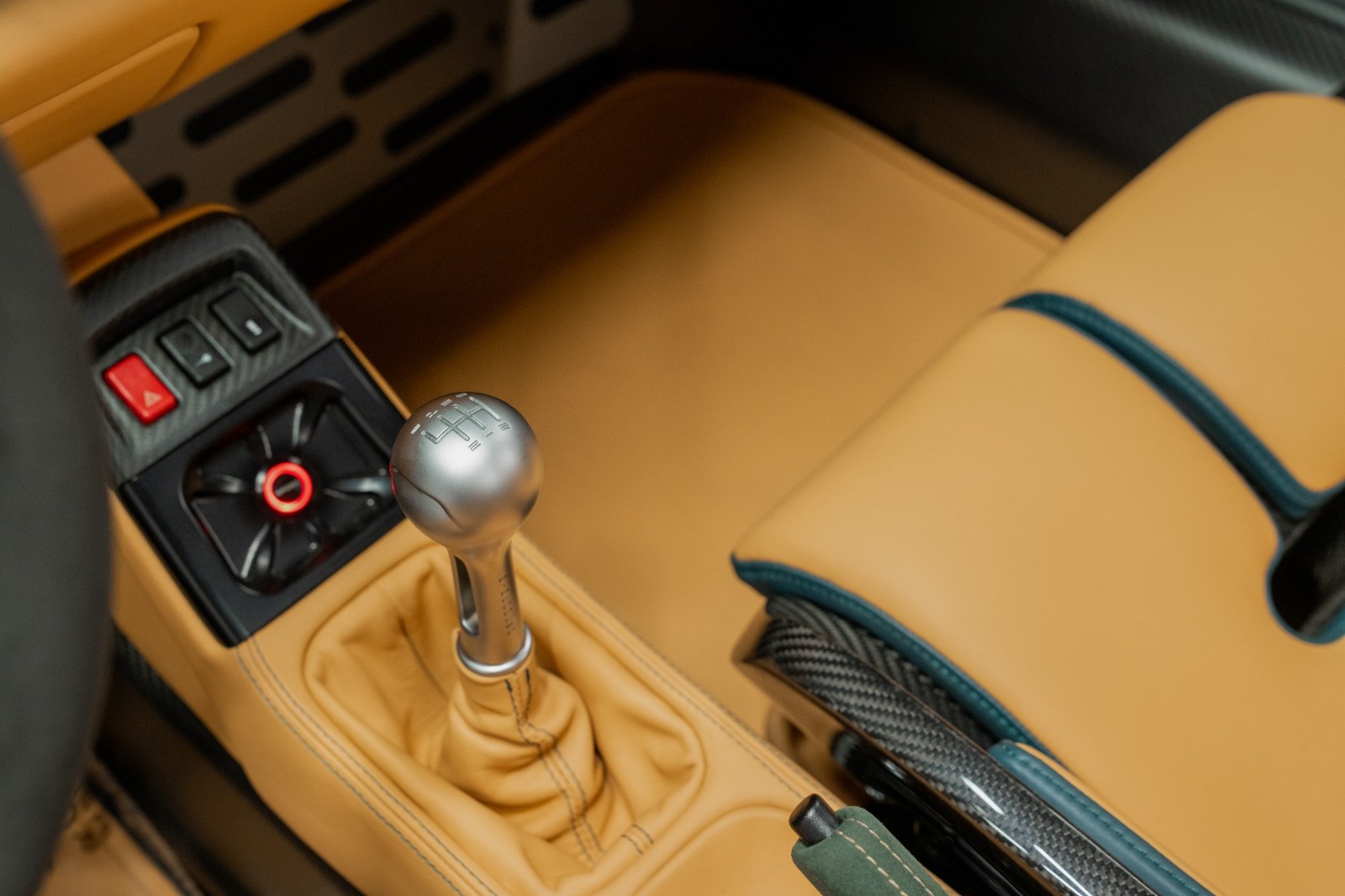 Porsche-911-1995-Convertible-17