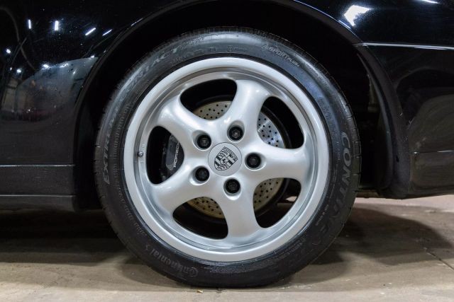 Porsche-911-1995-Convertible-22