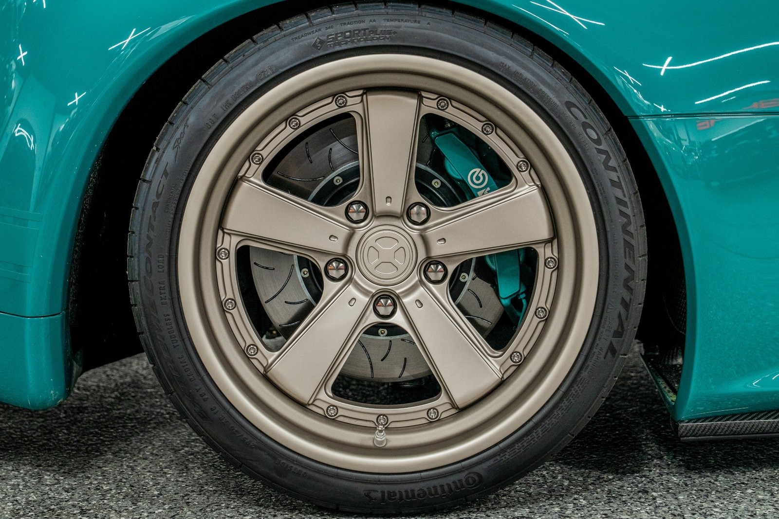 Porsche-911-1995-Convertible-31