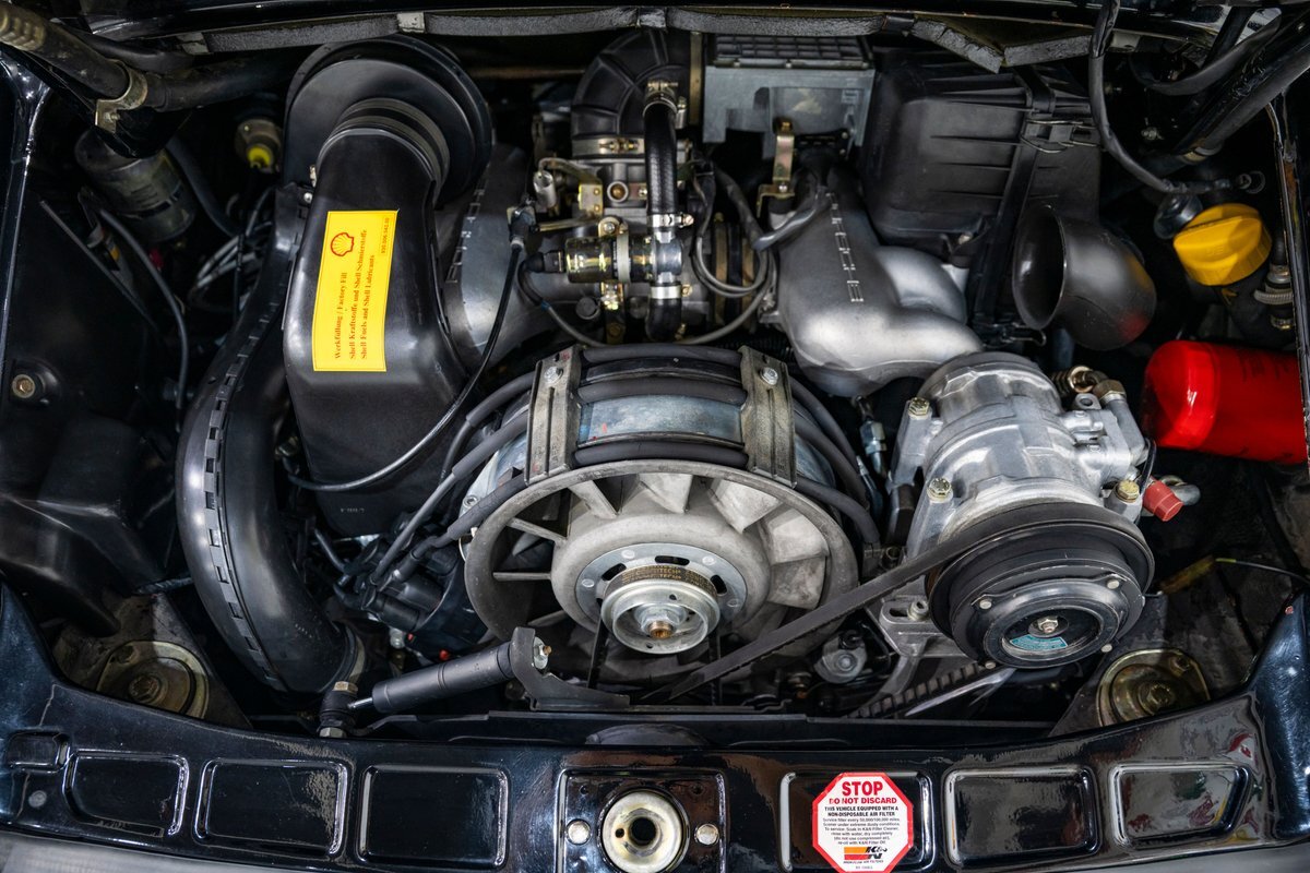 Porsche-911-Cabriolet-Wide-Body-1986-37