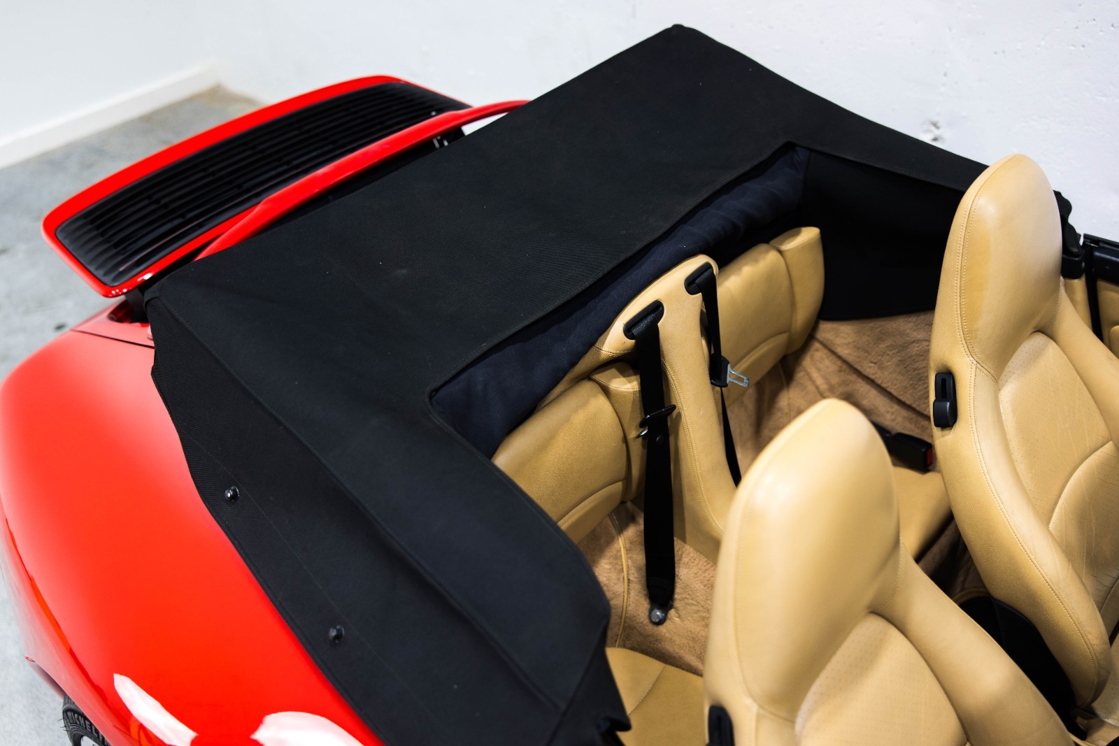 Porsche-911-Carrera-993-1995-Convertible-16