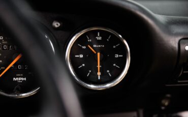 Porsche-911-Carrera-993-1995-Convertible-22