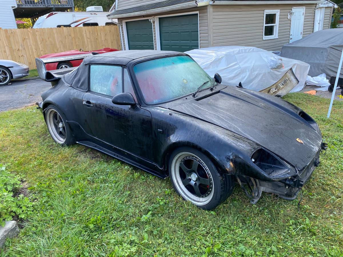 Porsche-911-carrera-1981-17