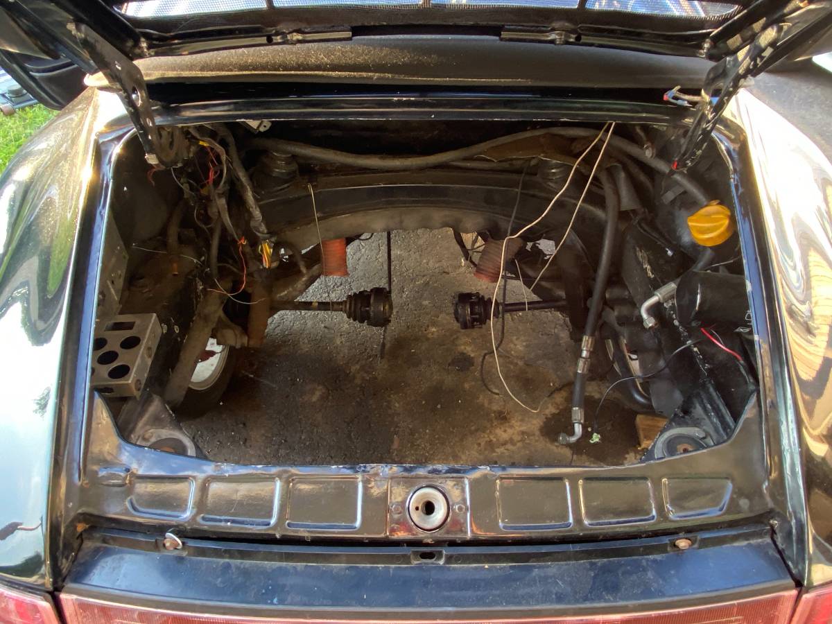 Porsche-911-carrera-1981-9
