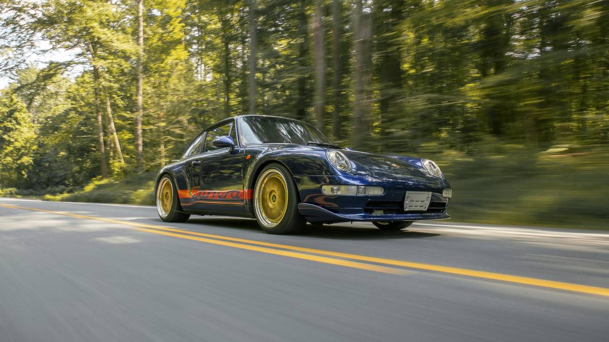Porsche-911-carrera-4s-coupe-993-1995-blue-13