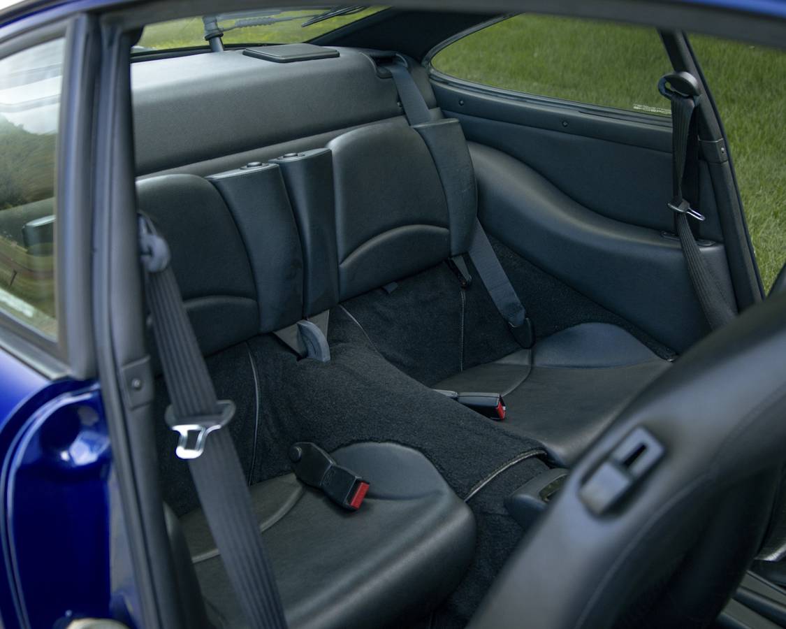 Porsche-911-carrera-4s-coupe-993-1995-blue-21