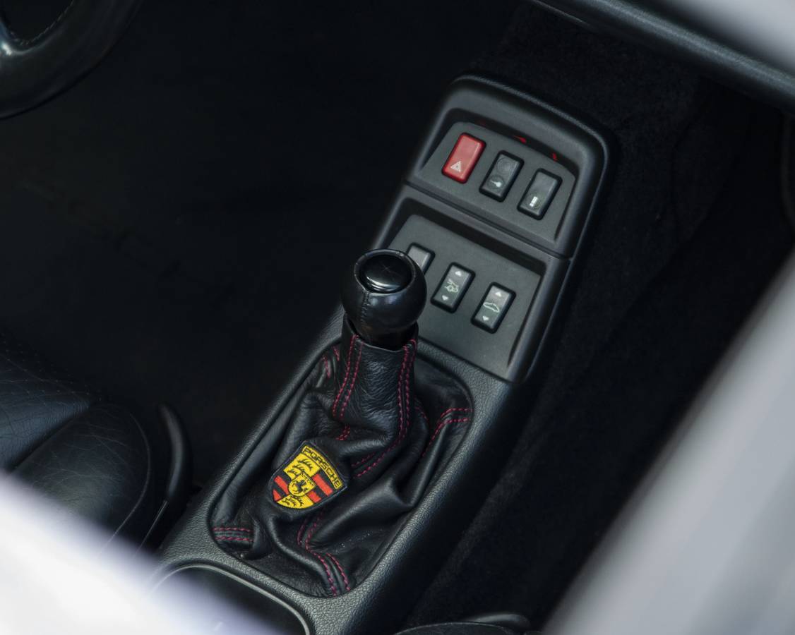 Porsche-911-carrera-4s-coupe-993-1995-blue-3