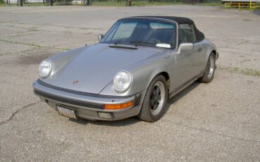 Porsche-911-carrera-cabriolet-1984-silver