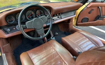 Porsche-911-s-targa-1976-custom-8