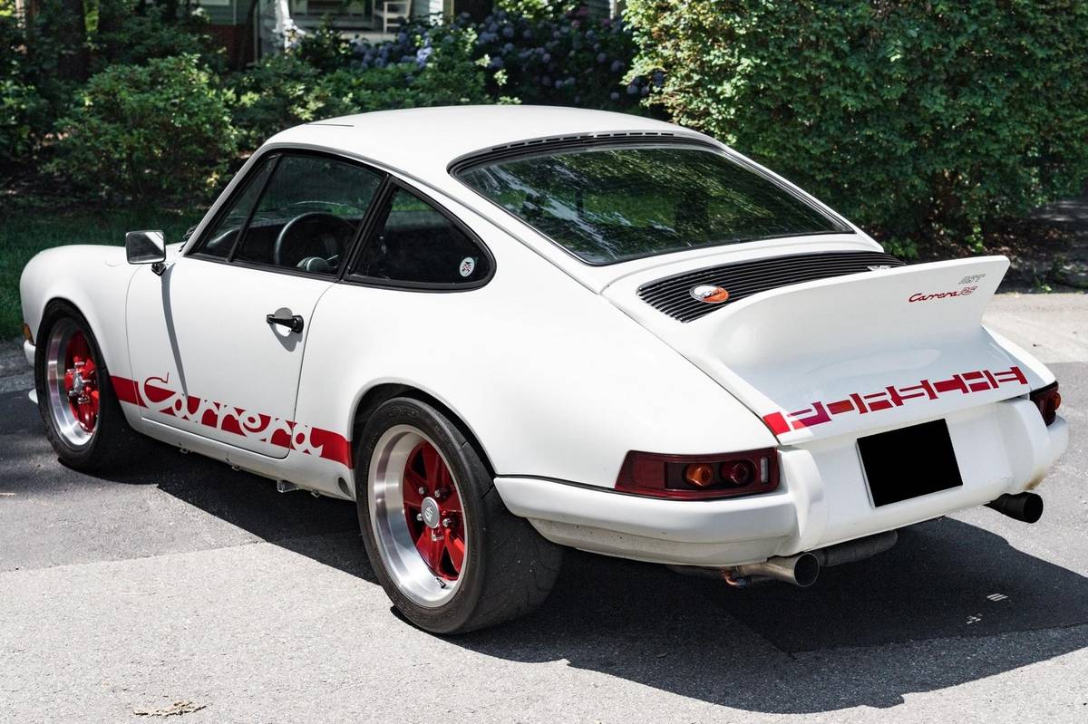 Porsche-911-sc-1982-white-11