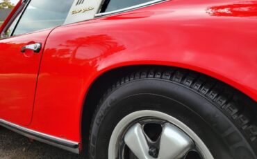Porsche-911-targa-1970-red-23