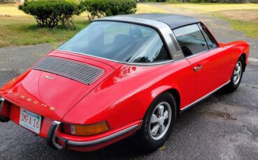 Porsche-911-targa-1970-red-4