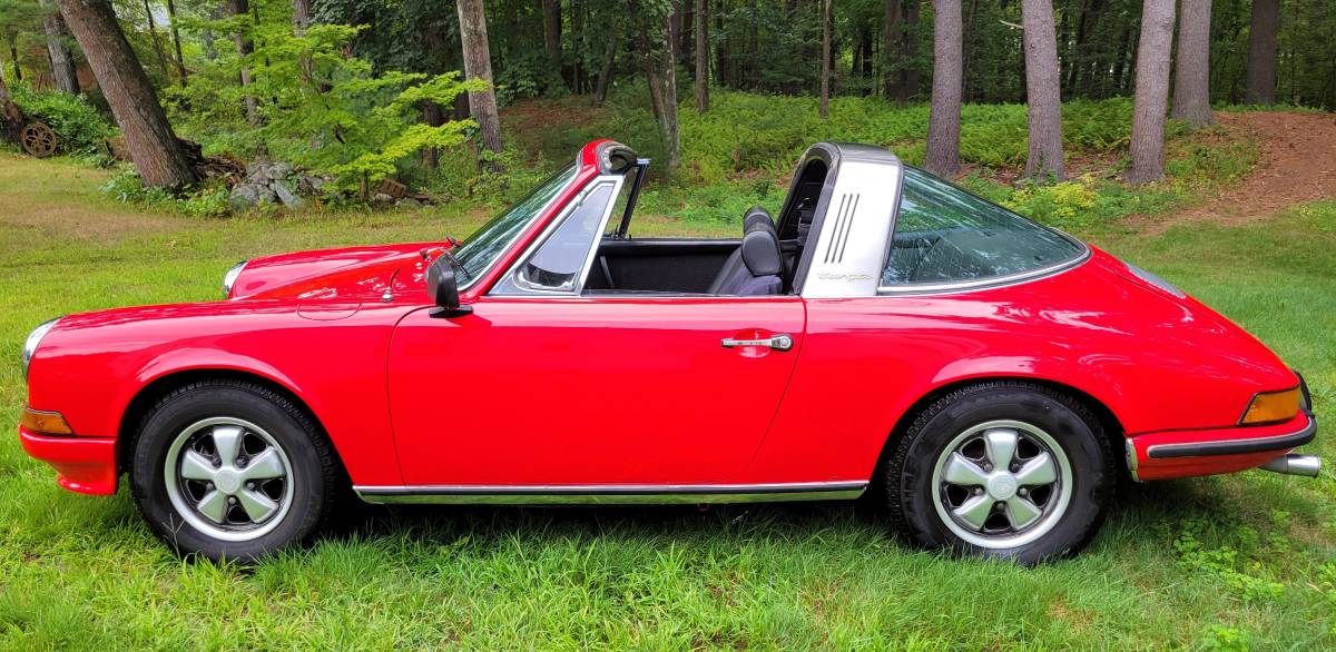Porsche-911-targa-1970-red