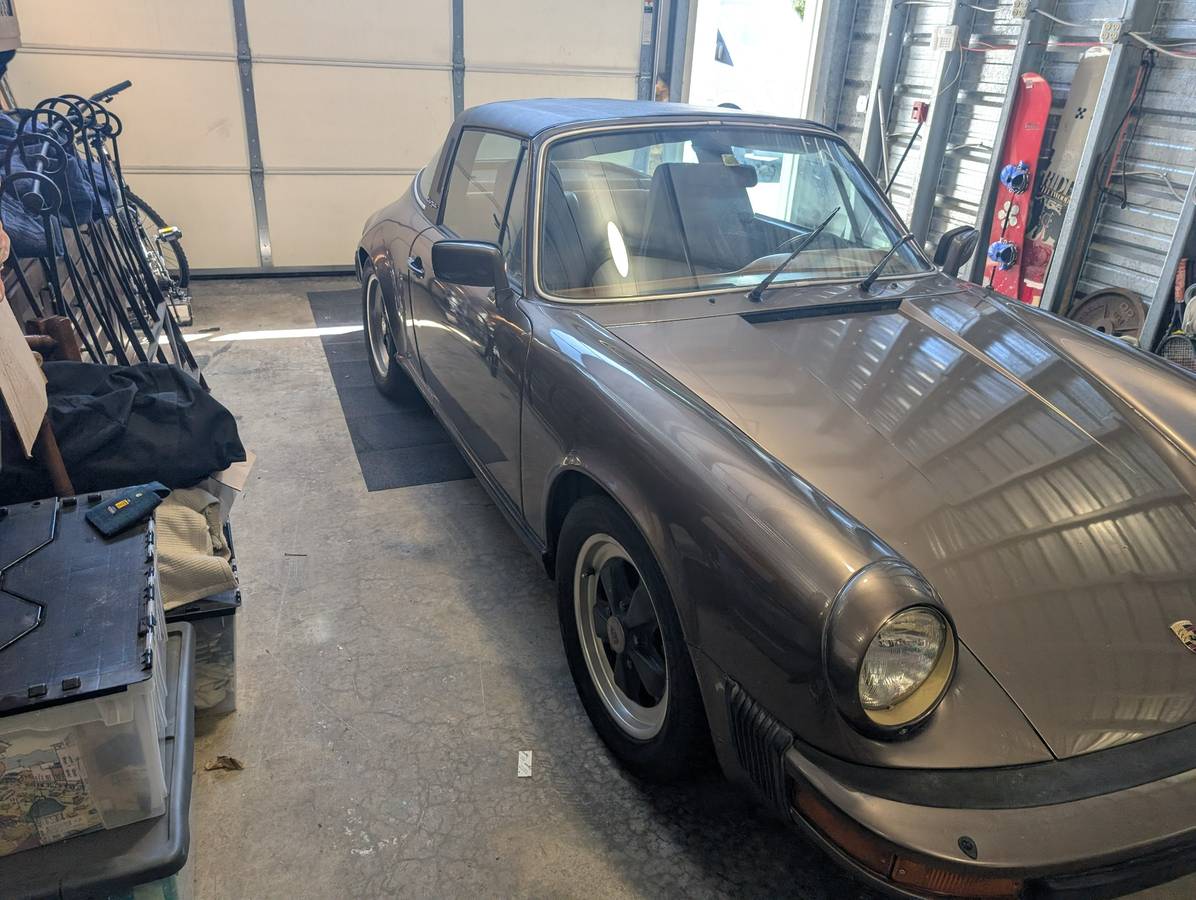 Porsche-911-targa-sc-1978-brown-1
