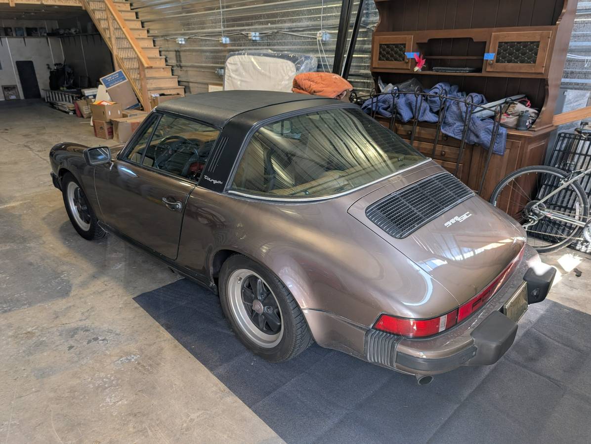 Porsche-911-targa-sc-1978-brown-2