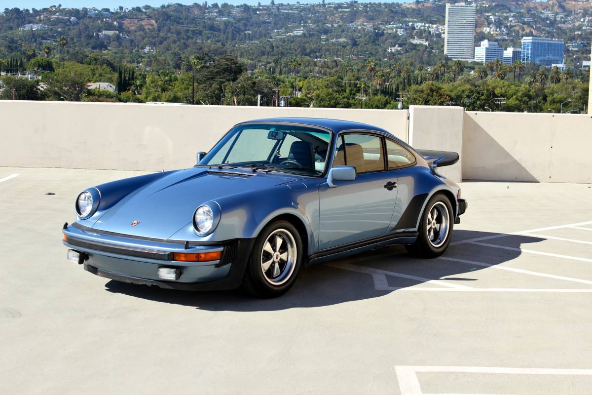 Porsche-911-turbo-1976-blue