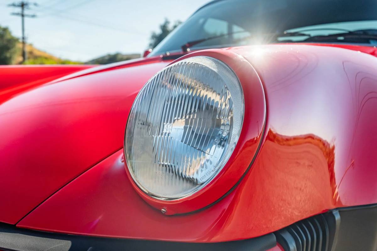 Porsche-911-turbo-1979-red-1