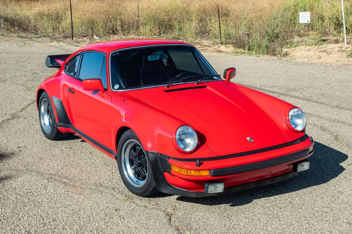Porsche-911-turbo-1979-red-9