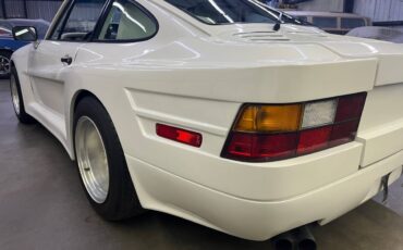 Porsche-911-turbo-1985-white-12