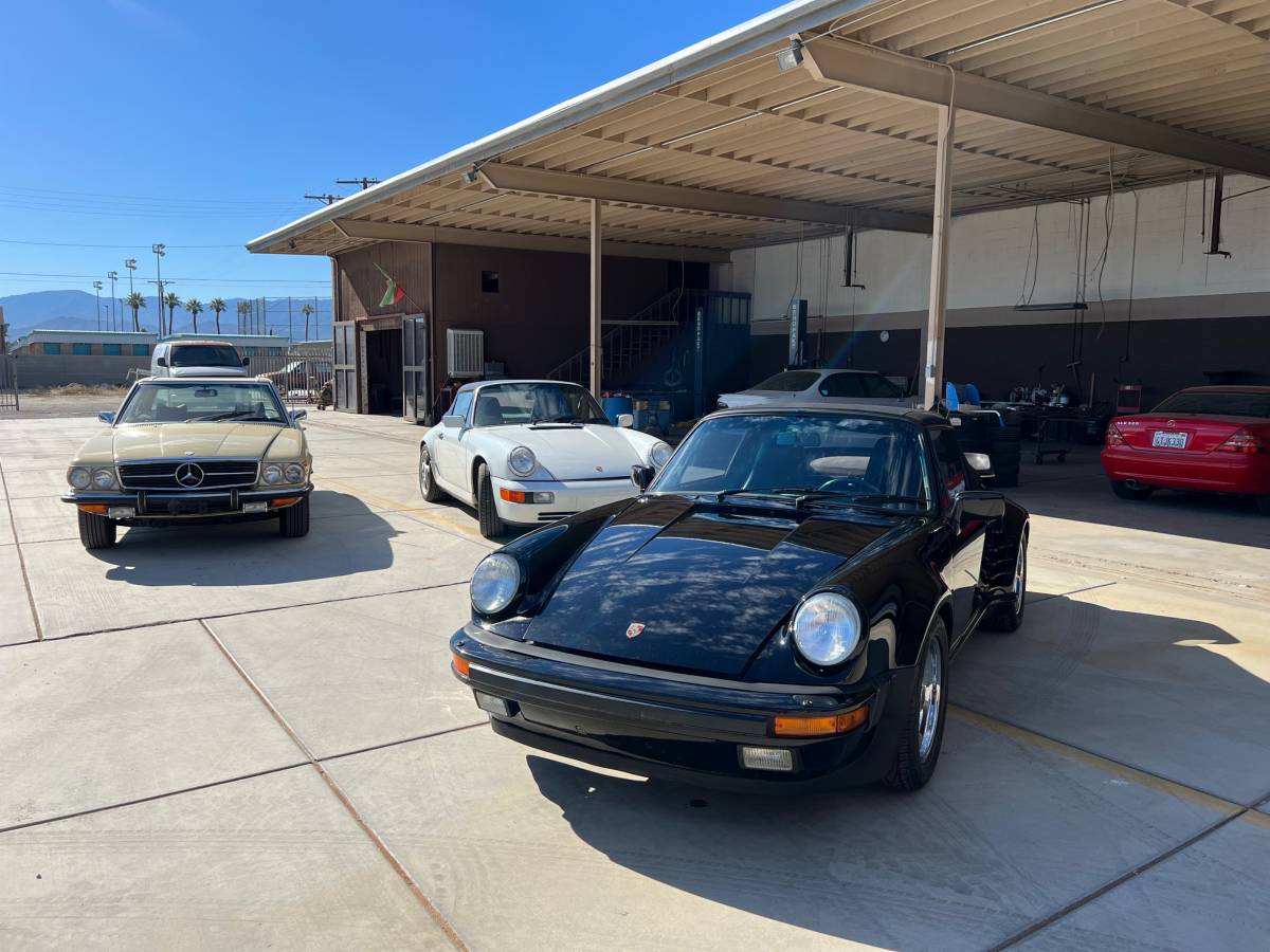 Porsche-911-turbo-1987-black-4