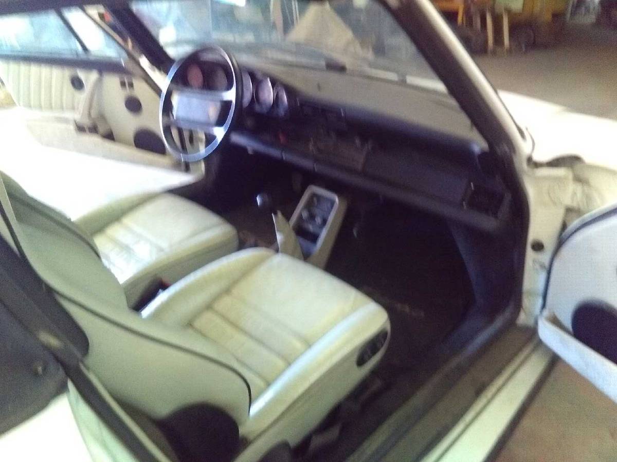 Porsche-911-turbo-1989-white-1