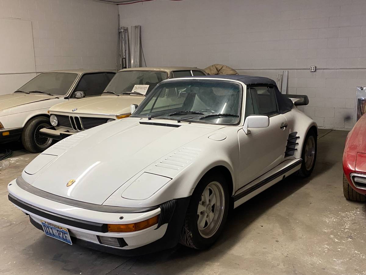 Porsche-911-turbo-1989-white