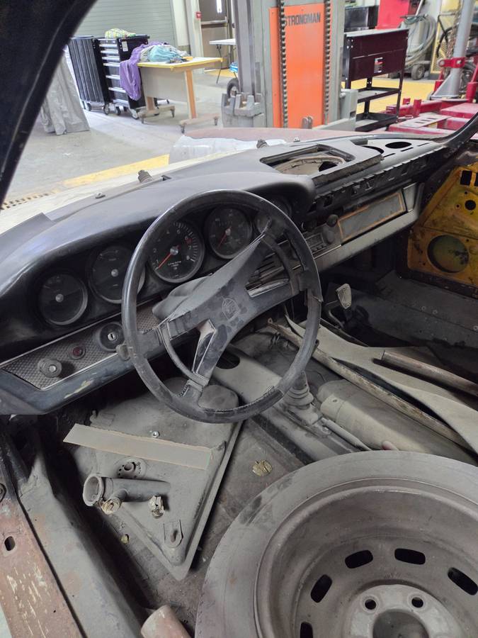 Porsche-911t-1970-3
