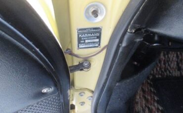 Porsche-912-1968-Yellow-19