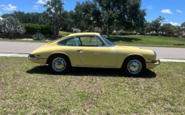 Porsche-912-coupe-1968-yellow-5