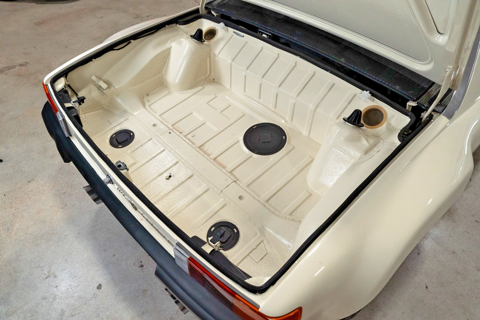Porsche-914-1971-Targa-17