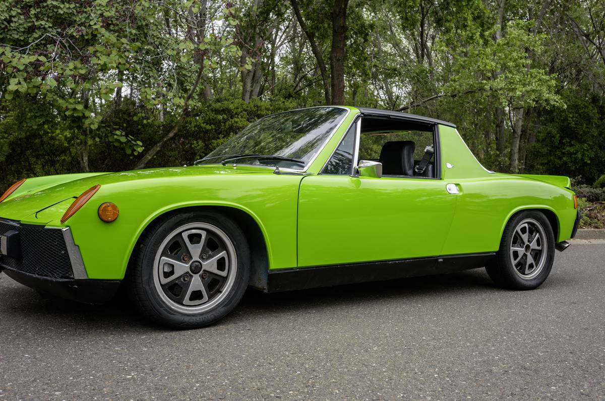 Porsche-914-1973-green-11