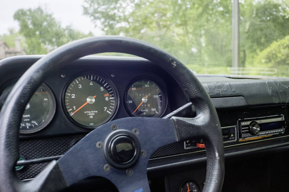 Porsche-914-1973-green-15