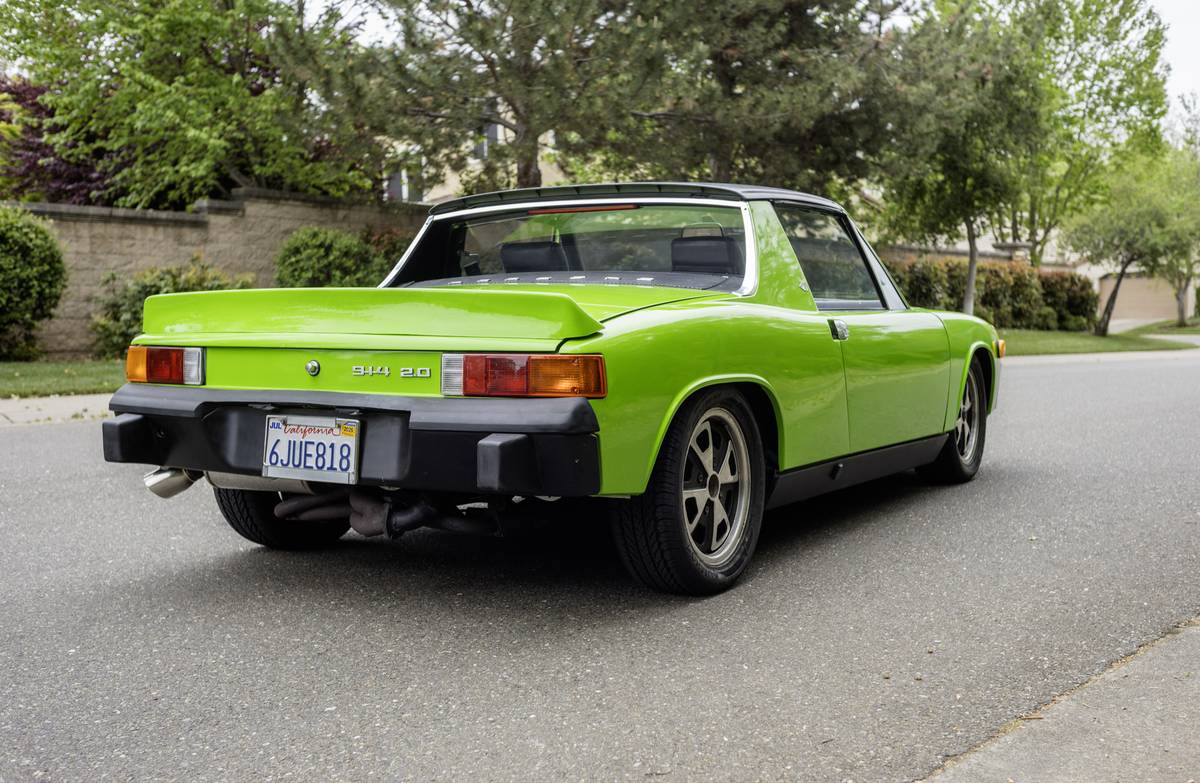 Porsche-914-1973-green-21