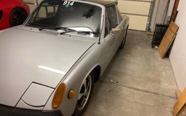 Porsche-914-1974-silver