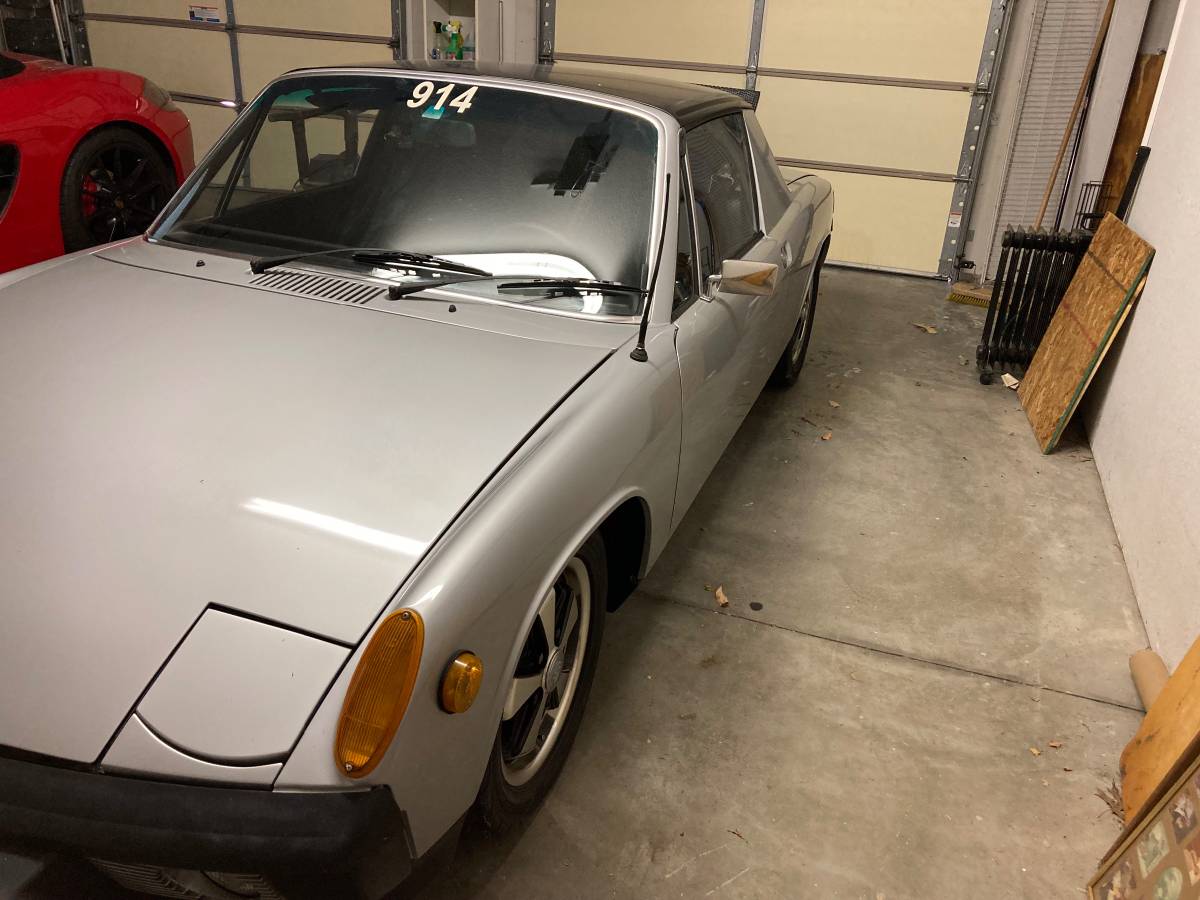 Porsche-914-1974-silver