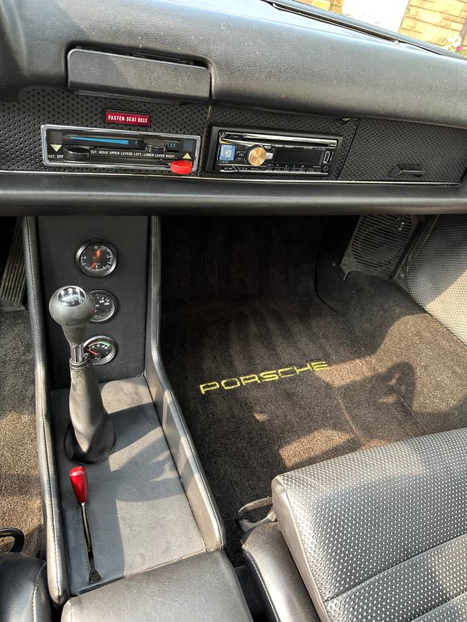 Porsche-914-1974-yellow-17