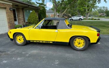 Porsche-914-1974-yellow-2