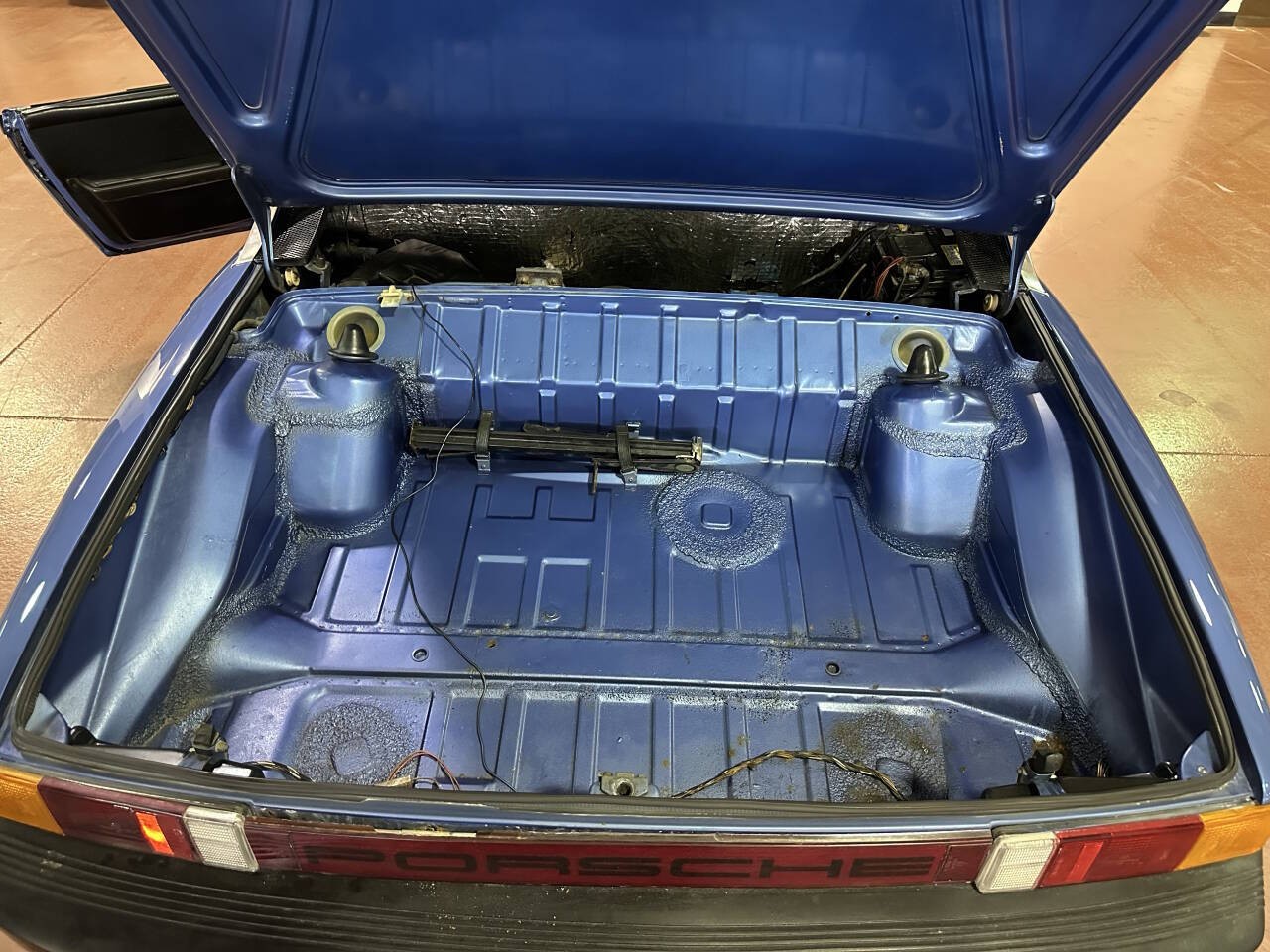 Porsche-914-1975-Convertible-25