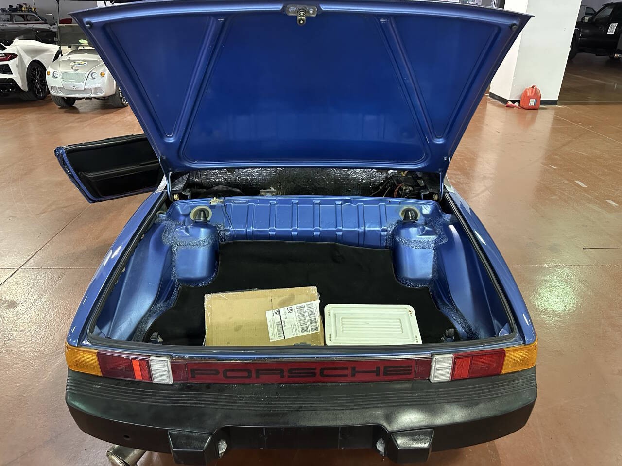 Porsche-914-1975-Convertible-35