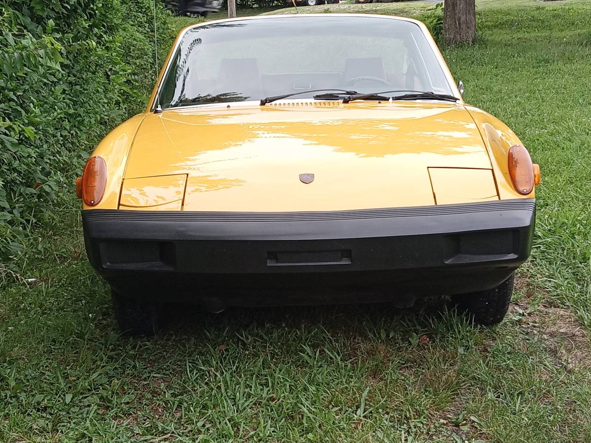 Porsche-914-1975-yellow-2