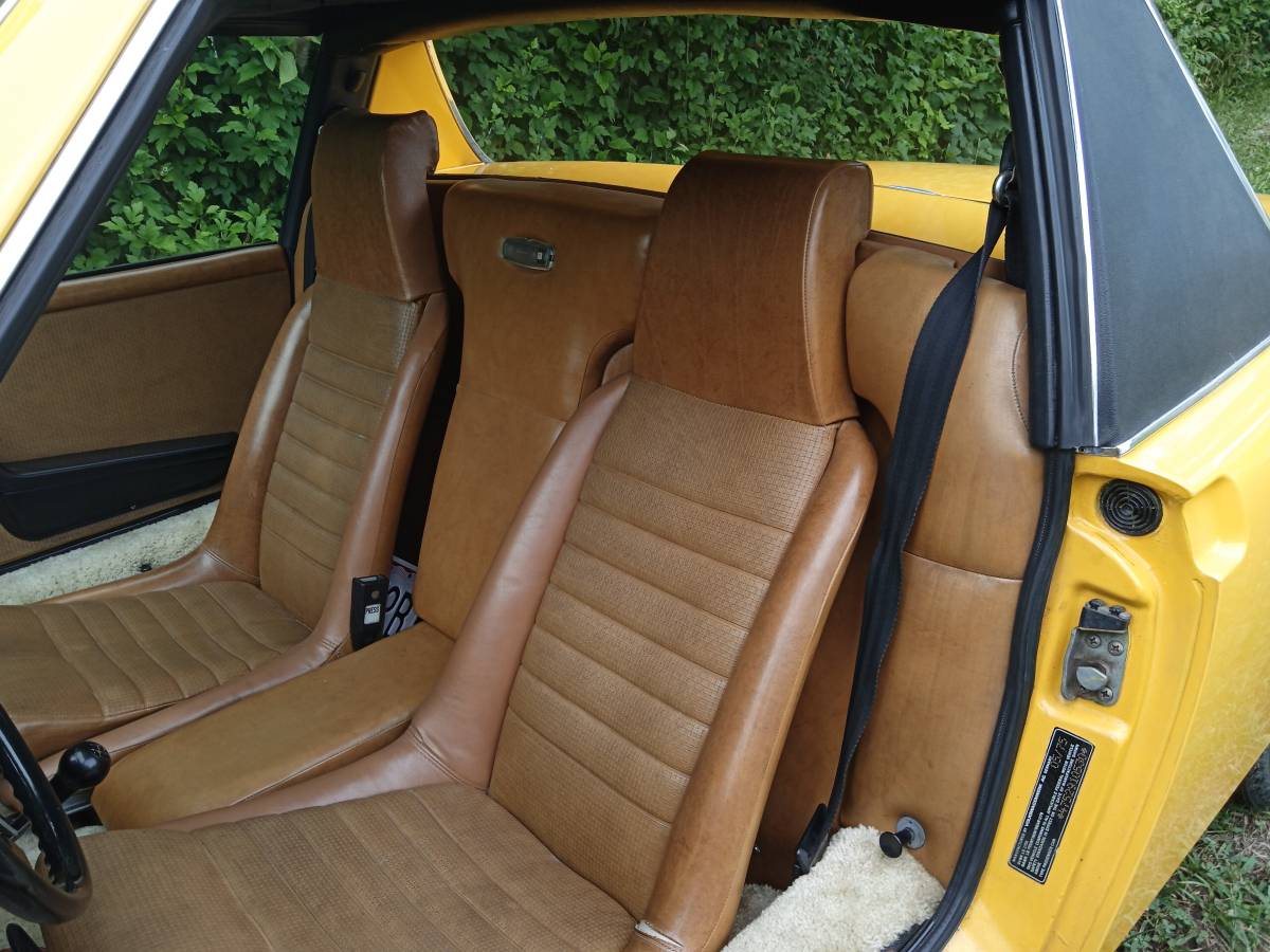 Porsche-914-1975-yellow-3